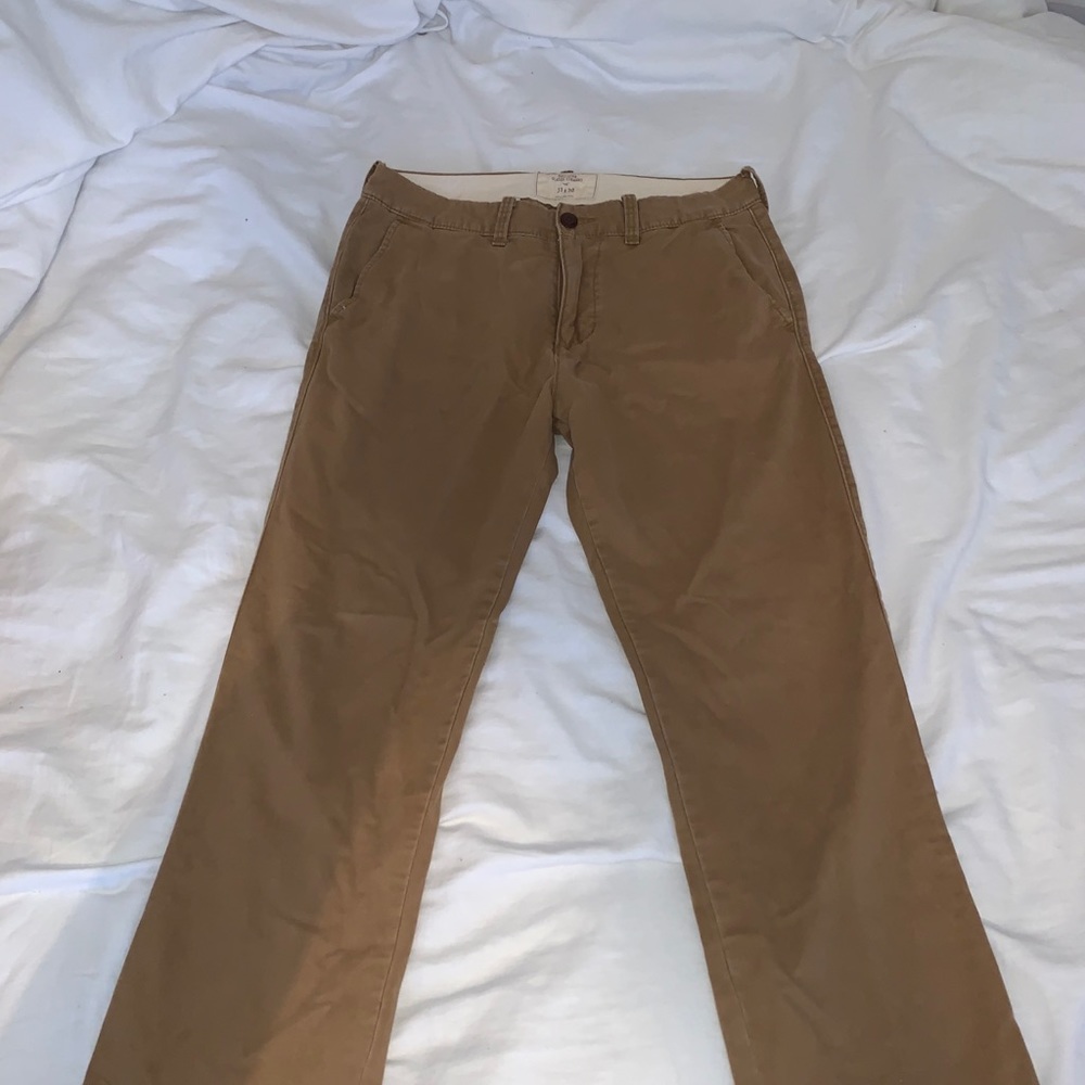 Hollister Chinos